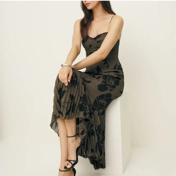 Reformation  Floral Maxi Dress - Picture 4 of 6